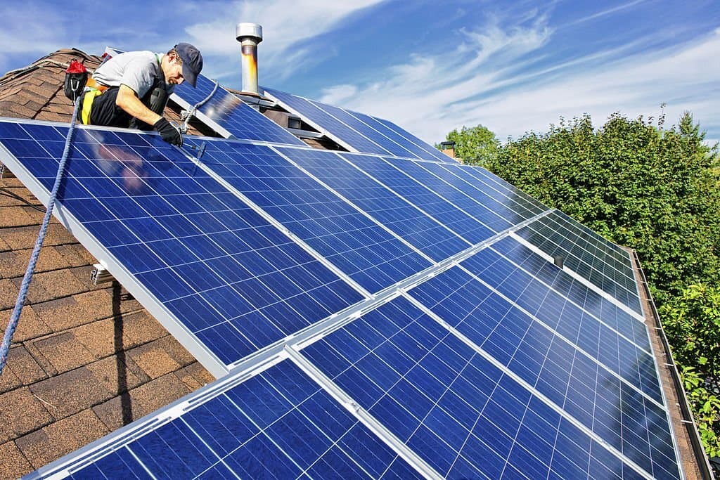 Instalación de paneles solares en Alpine, Condado de San Diego CA por San Diego Solar Surfers