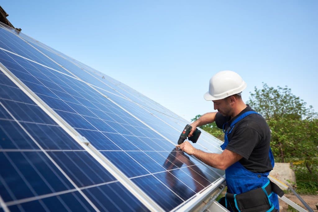 Instalación de paneles solares en Del Mar, Condado de San Diego CA por San Diego Solar Surfers