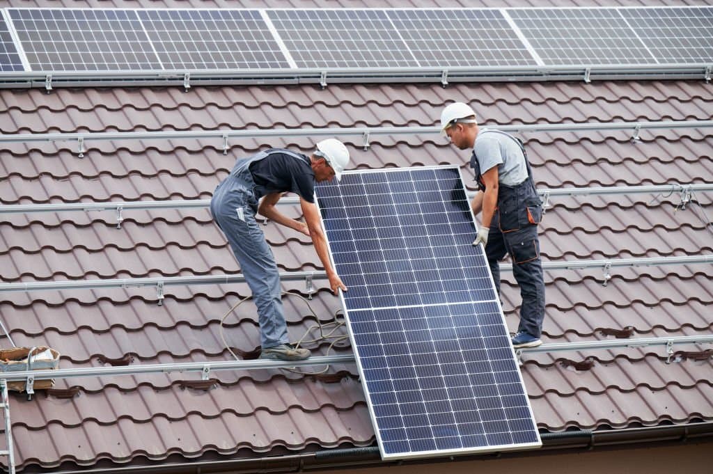 Solar panel installation in La Presa, San Diego County CA by San Diego Solar Surfers